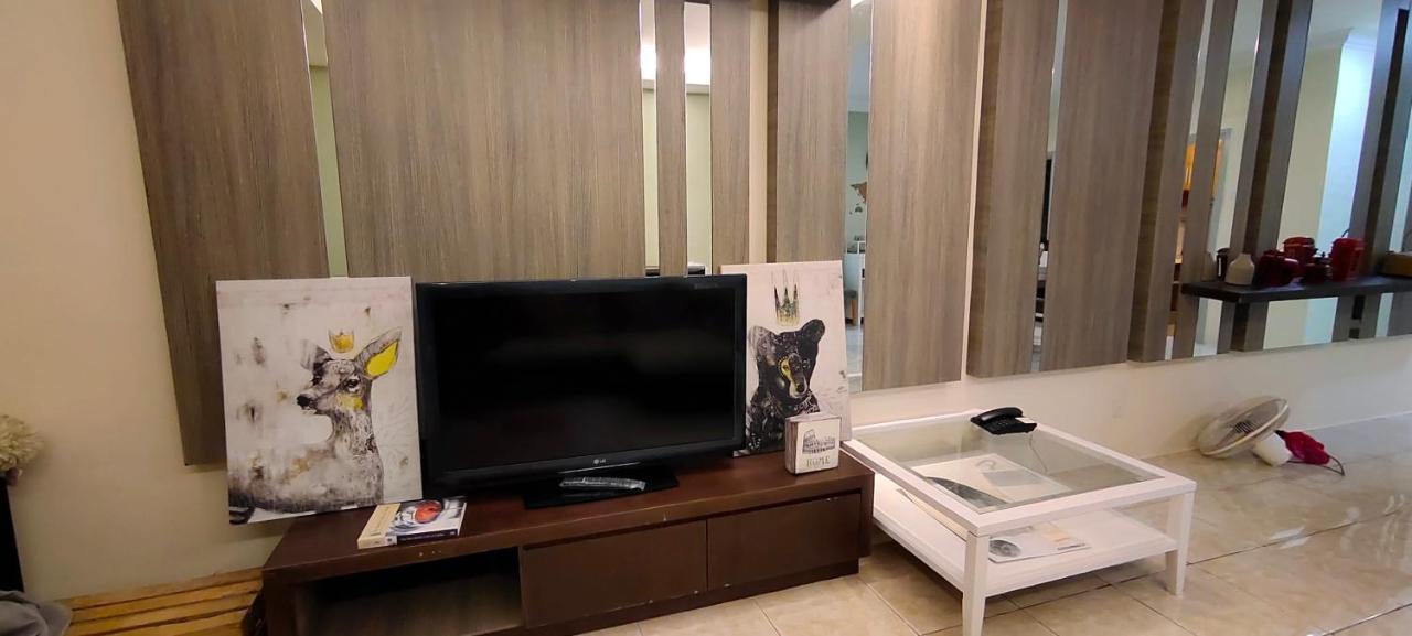 Gold Coast International Resort Kampong Bukit Beruang Ngoại thất bức ảnh